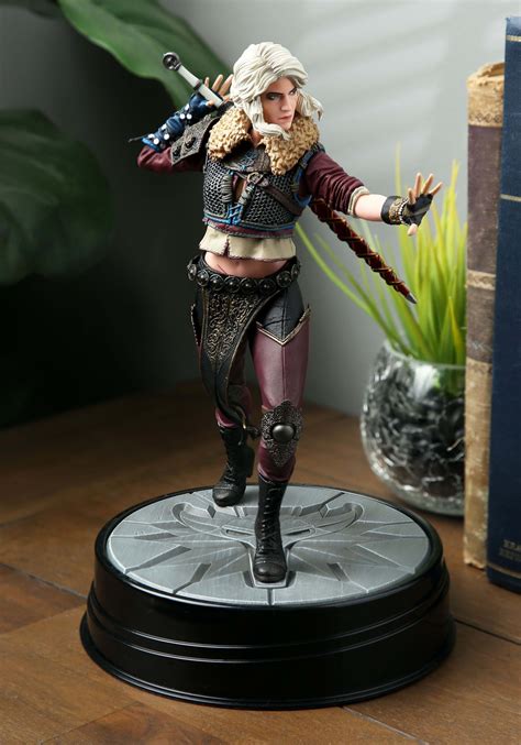 ciri the witcher figure